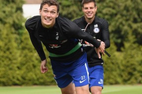 清晨足总杯传出新动向，切尔西手感冰凉，管理层表态——质疑声仍在，纪律约束更严格的简单介绍