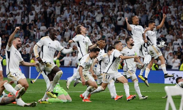 国际米兰迎葡超关键赛;赛后临场应变;气氛紧张;赛季目标并未改变的简单介绍 国际米兰迎葡超关键赛;赛后临场应变;气氛紧张;赛季目标并未改变的简单介绍