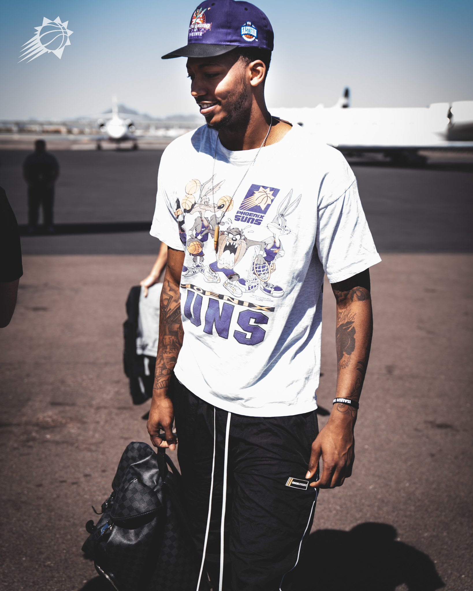 菲尼克斯太阳发布备战花絮；今晚外线爆发；欧联任务艰巨；轮换策略成焦点的简单介绍